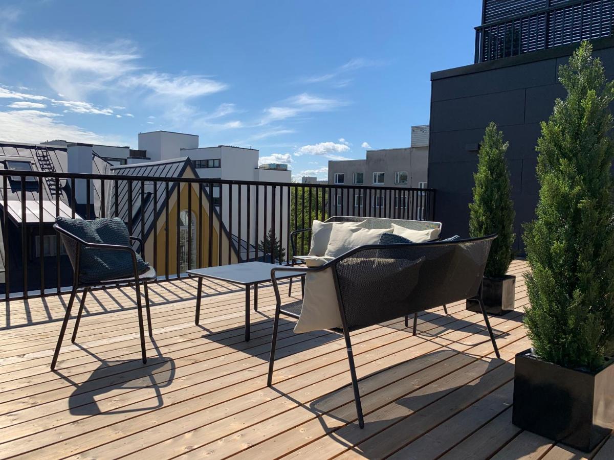 Thomas' Home - Trendy, Central & Balcony タリン エクステリア 写真